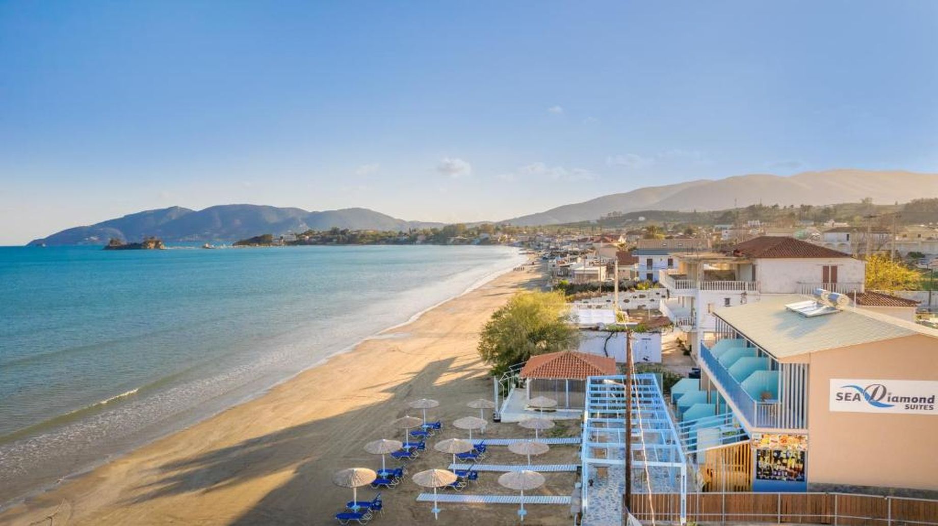 4**** HOTEL SEA DIAMOND SUITES – LAGANAS